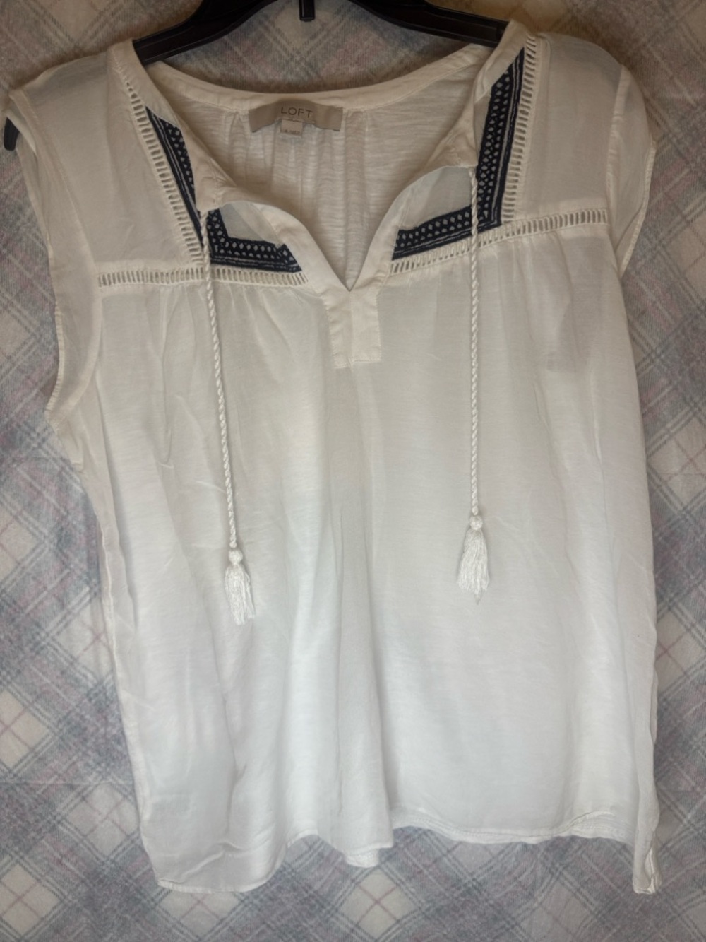 LOFT White Sleeveless Tassel Peasant Top with Navy Trim